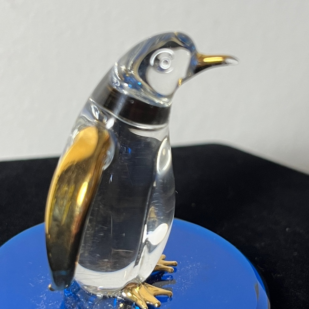 Glass Baron Mini Art Glass Penguin Figurine w Gold Accents on Blue Mirror - Picture 7 of 8